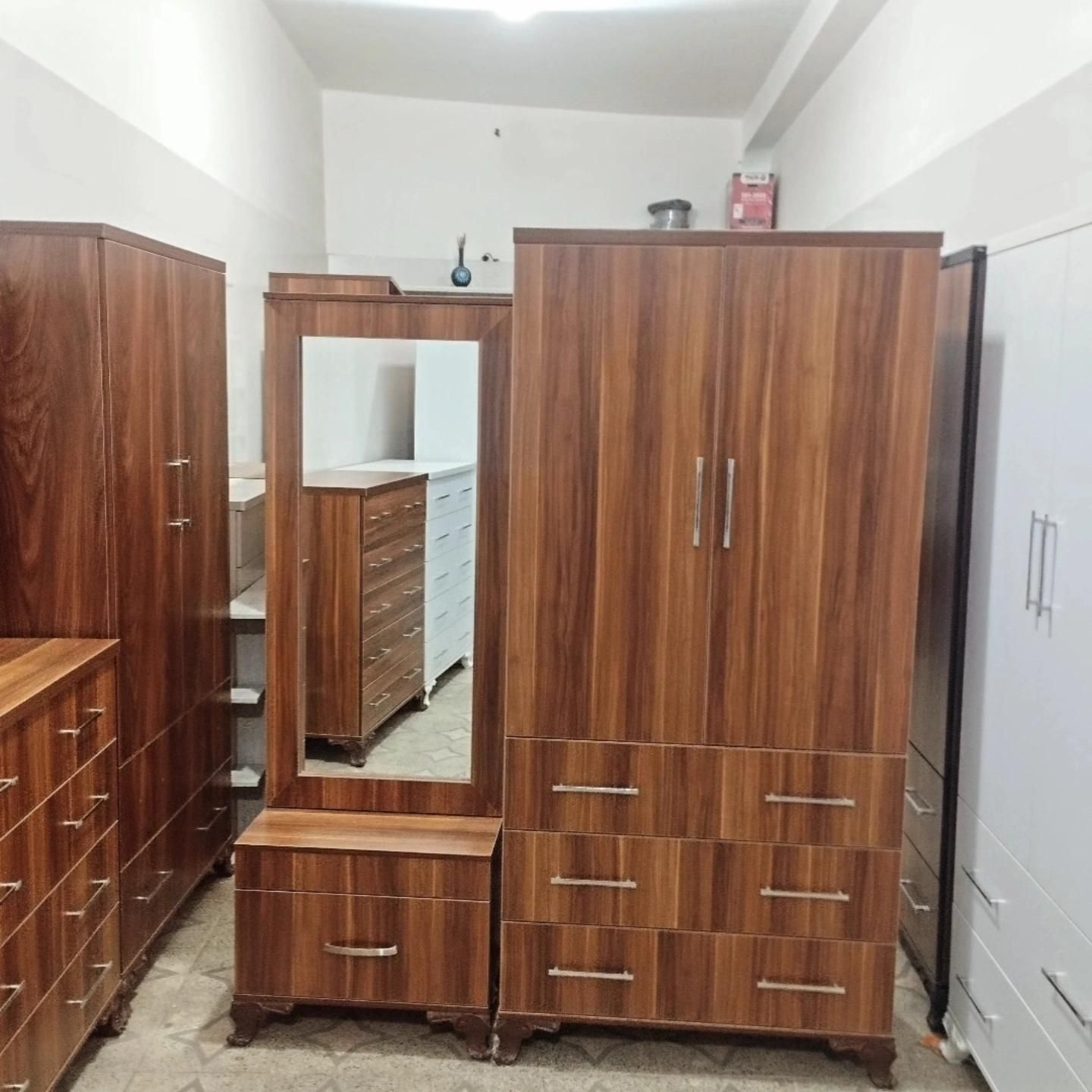 کمد دراور|جاکفشی، کمد، دراور|کرمان, |دیوار