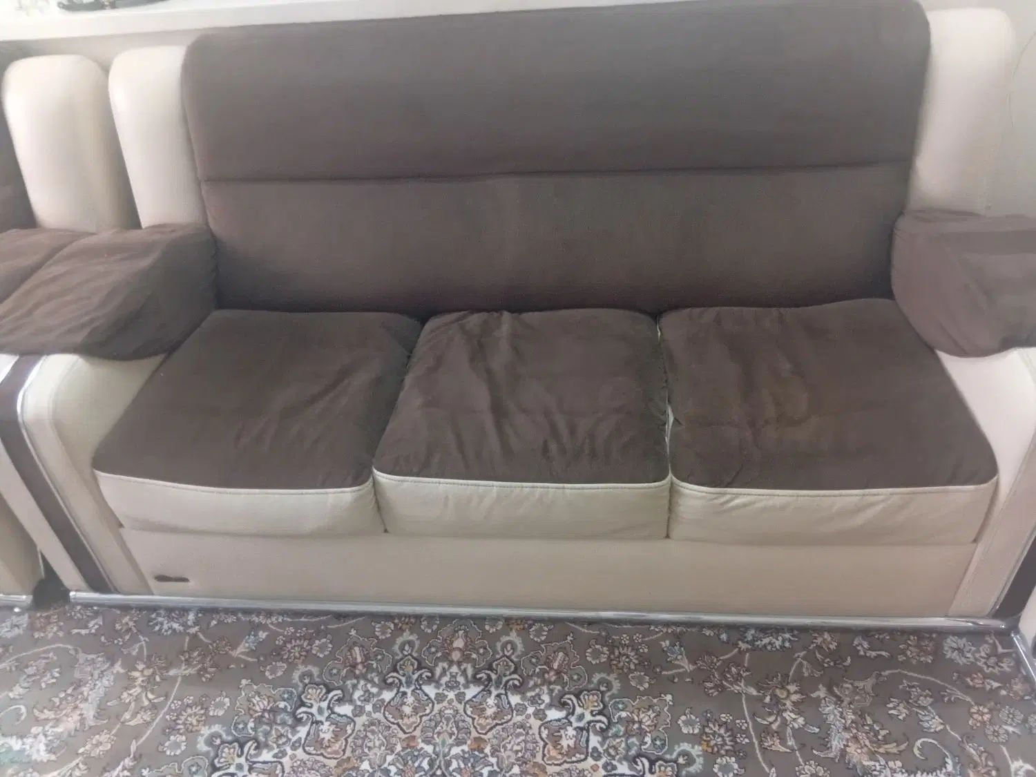 مبلمان|مبلمان خانگی و میز عسلی|تهران, شوش (باغ آذری)|دیوار