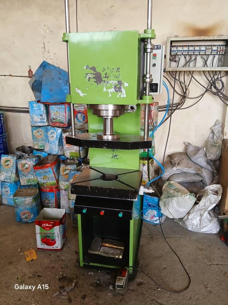 پرس هیدرولیکcفرم|ماشین‌آلات صنعتی|لنجان, |دیوار