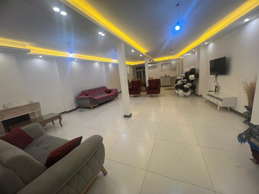 اجاره ویلا نوساز برای تولد و جشن|اجارهٔ کوتاه‌مدت ویلا و باغ|رشت, بیجارپس|دیوار