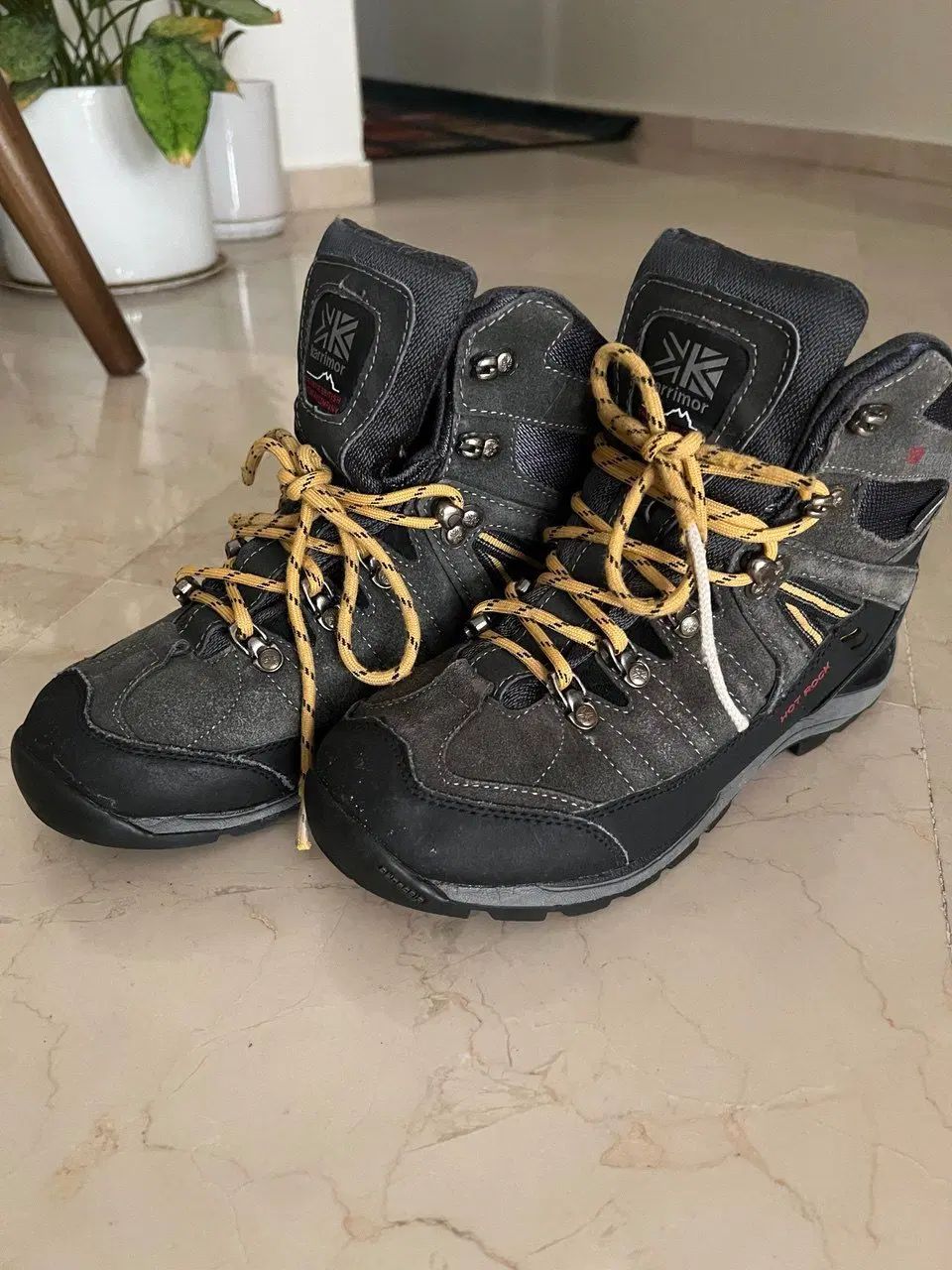 کفش کوهنوردی karrimor|کوهنوردی و کمپینگ|تهران, اوقاف|دیوار