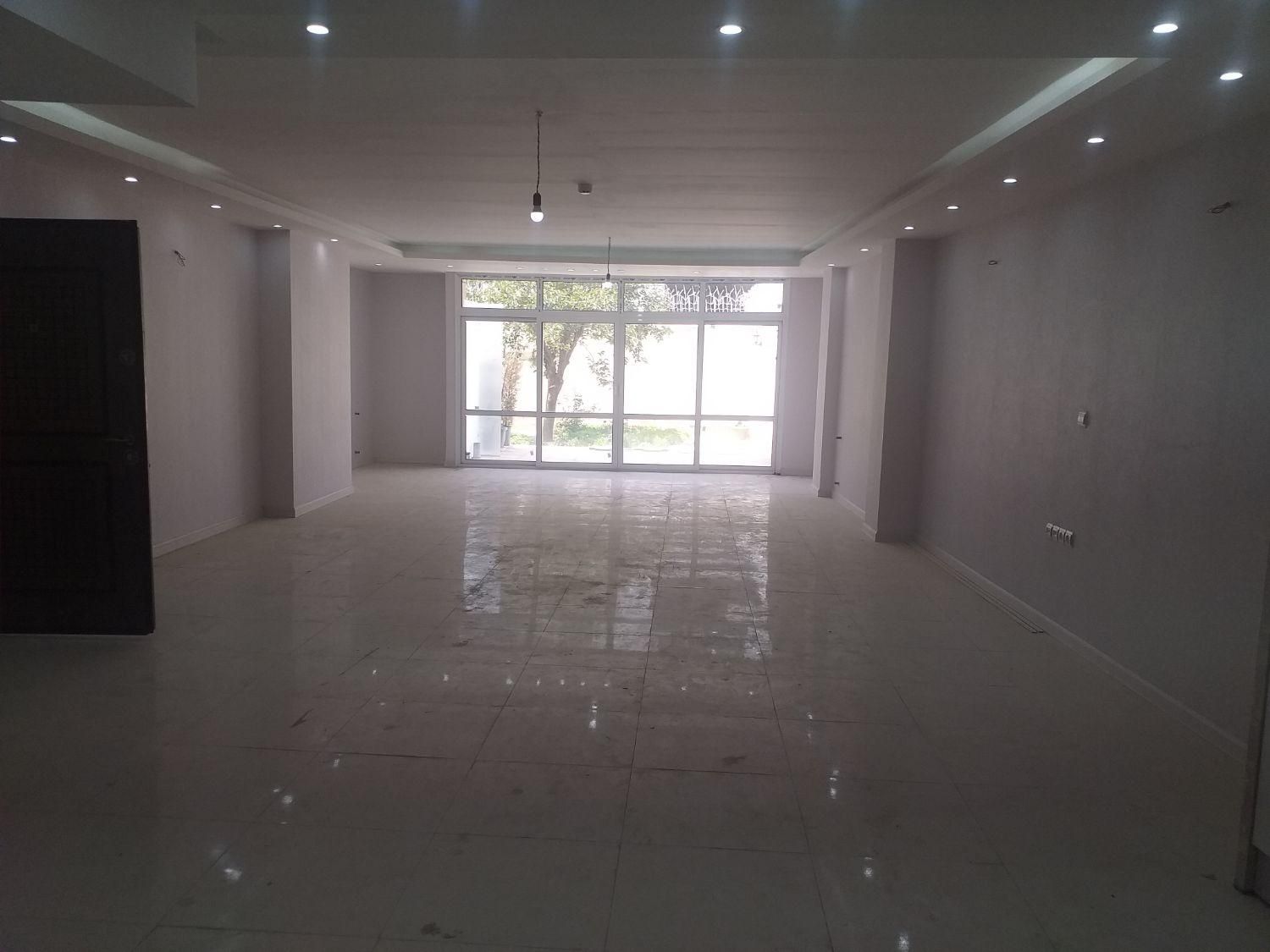 فروش آپارتمان ۱۶۵ متری ۳ خوابه همکف فروغی|فروش آپارتمان|اصفهان, دستگرده|دیوار