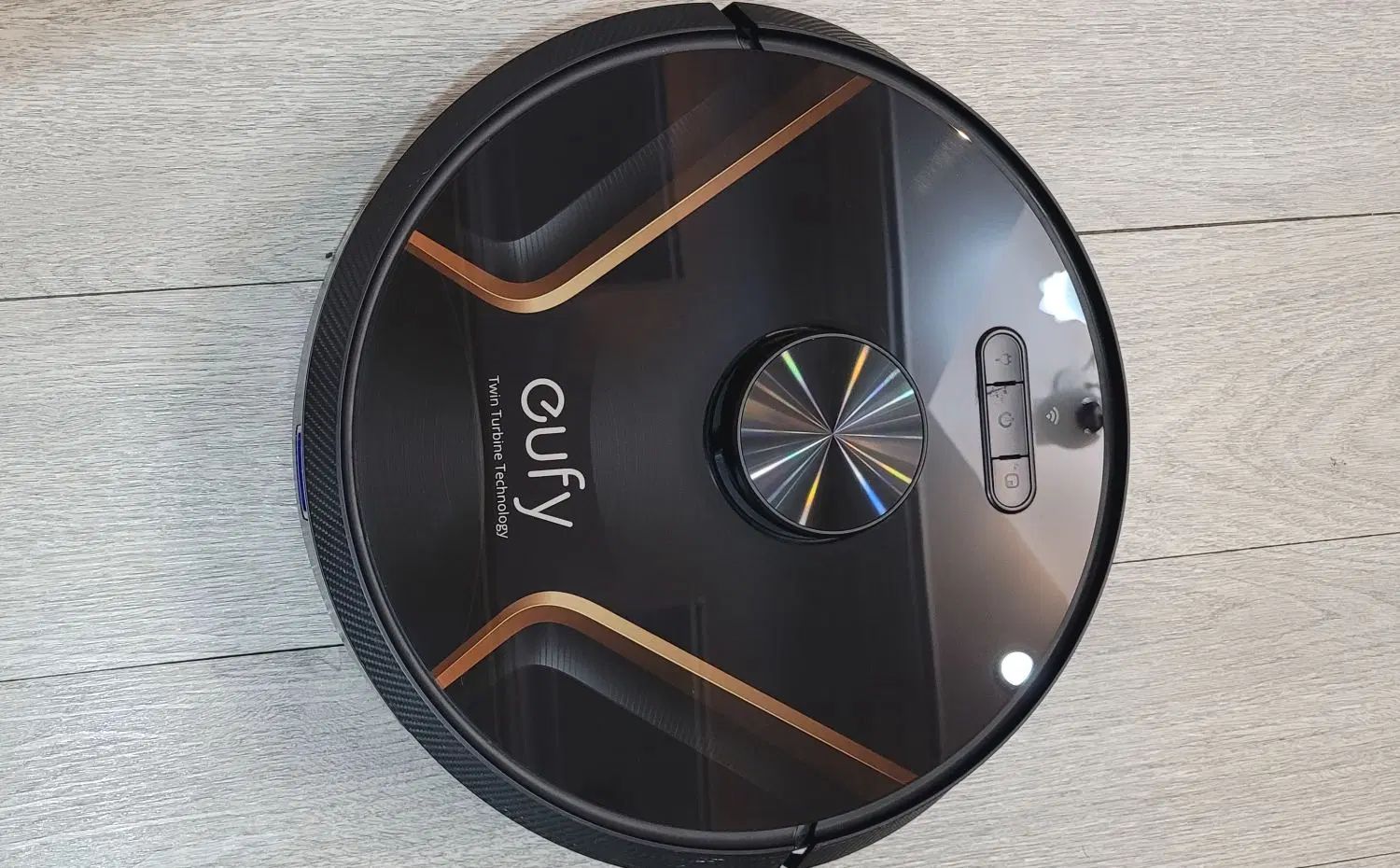 جارو رباتیک برند یوفی مدل x8pro|جاروبرقی، جارو شارژی، بخارشو|تهران, خرمشهر|دیوار