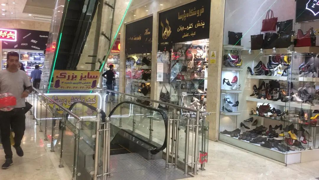 تعدادی انبار  با متراژ ۱۸ اجاره داده میشود|اجارهٔ مغازه و غرفه|تهران, بهارستان|دیوار