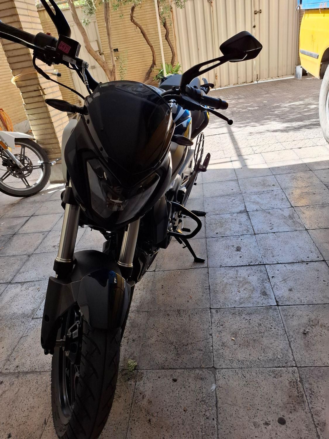 باجاج دومینار ۲۵۰ یا NS 250|موتورسیکلت|تهران, اتابک|دیوار