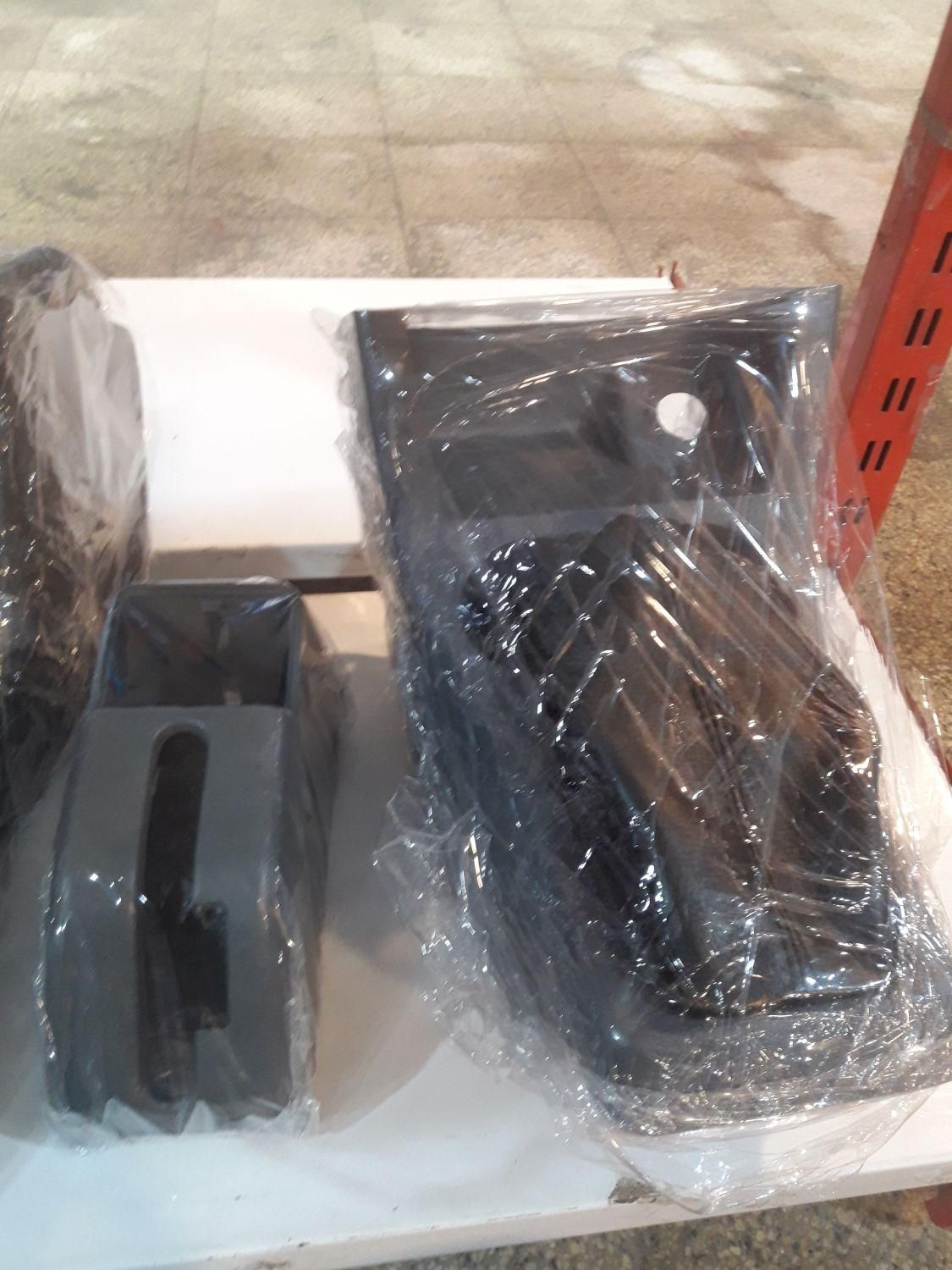 کنسول وسط درداشبرد چراغ پشت سری قفل فرمان کرج قسطی|قطعات یدکی و لوازم جانبی|کرج, ساسانی (قلمستان)|دیوار
