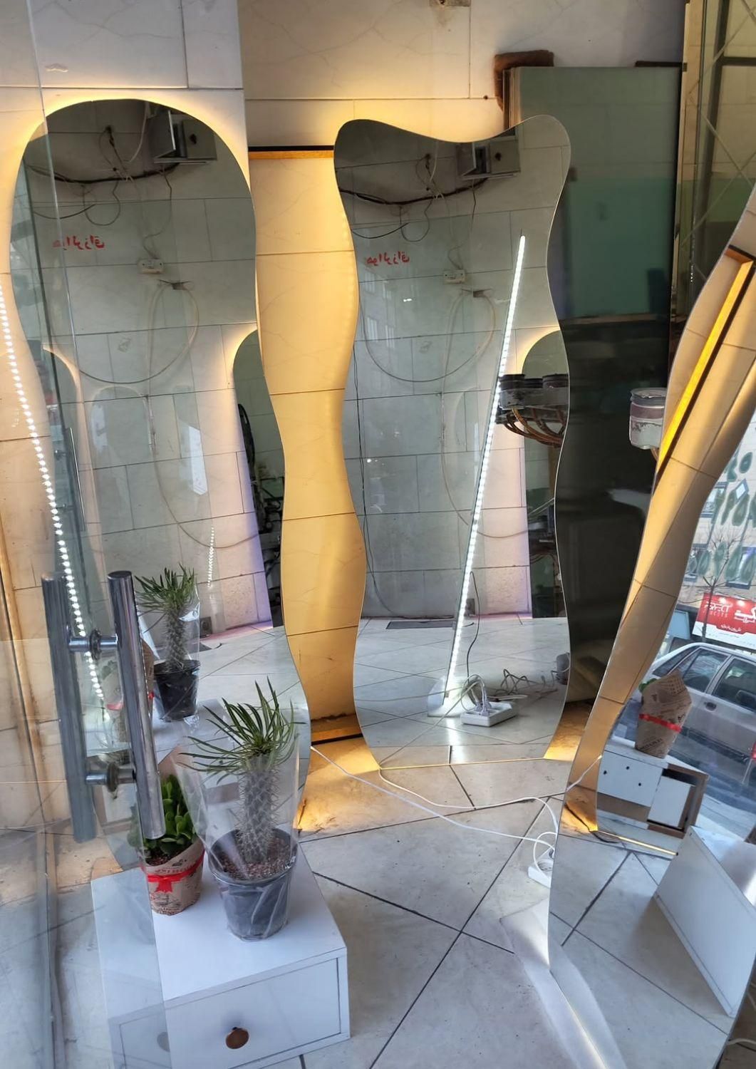 تولید و پخش اینه دفورمه بک لایت اینه سرویس بهداشتی|آینه|قدس, شهر‌قدس|دیوار