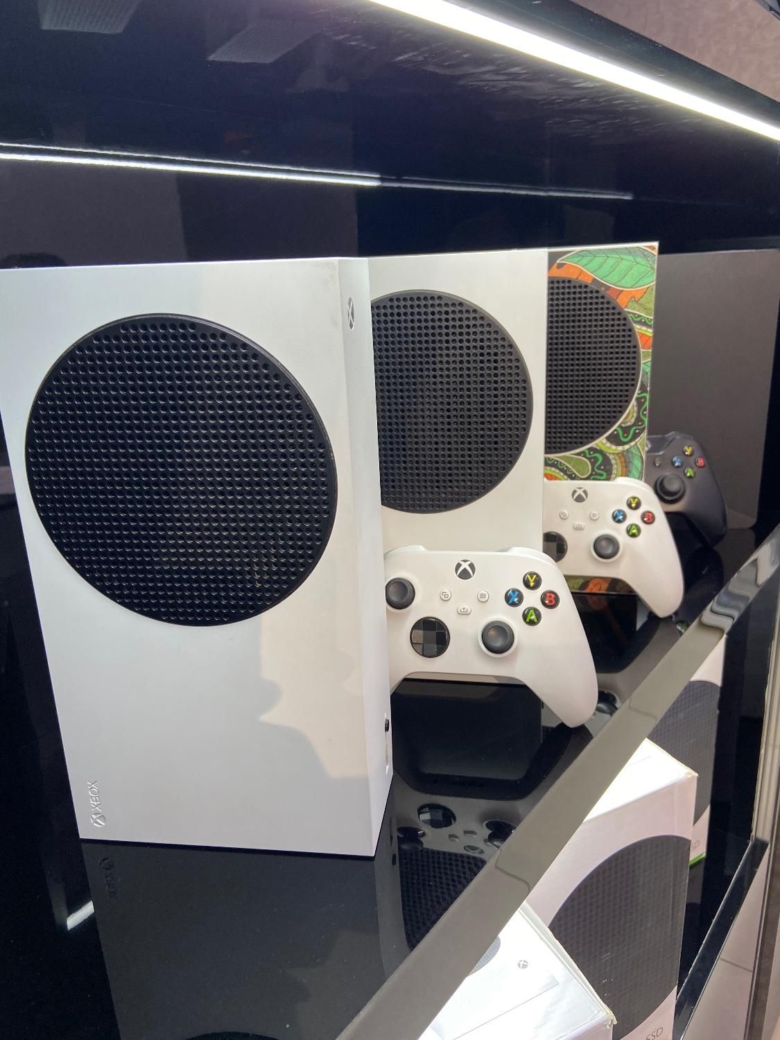 Xbox سری sکار کرده و اک بدون پیش پکیج کامل|کنسول، بازی ویدئویی و آنلاین|اصفهان, احمدآباد|دیوار