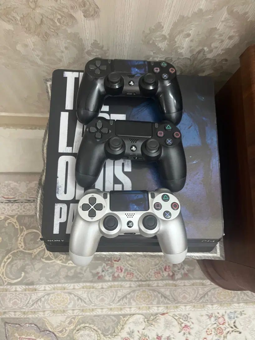 Ps4 slim 1ترا سه دسته|کنسول، بازی ویدئویی و آنلاین|تهران, افسریه شمالی|دیوار