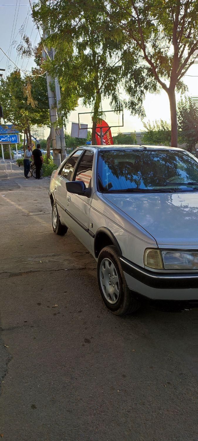 پژو 405 GLX - دوگانه سوز CNG، مدل ۱۳۹۵|خودرو سواری و وانت|اصفهان, خمینی‌شهر|دیوار