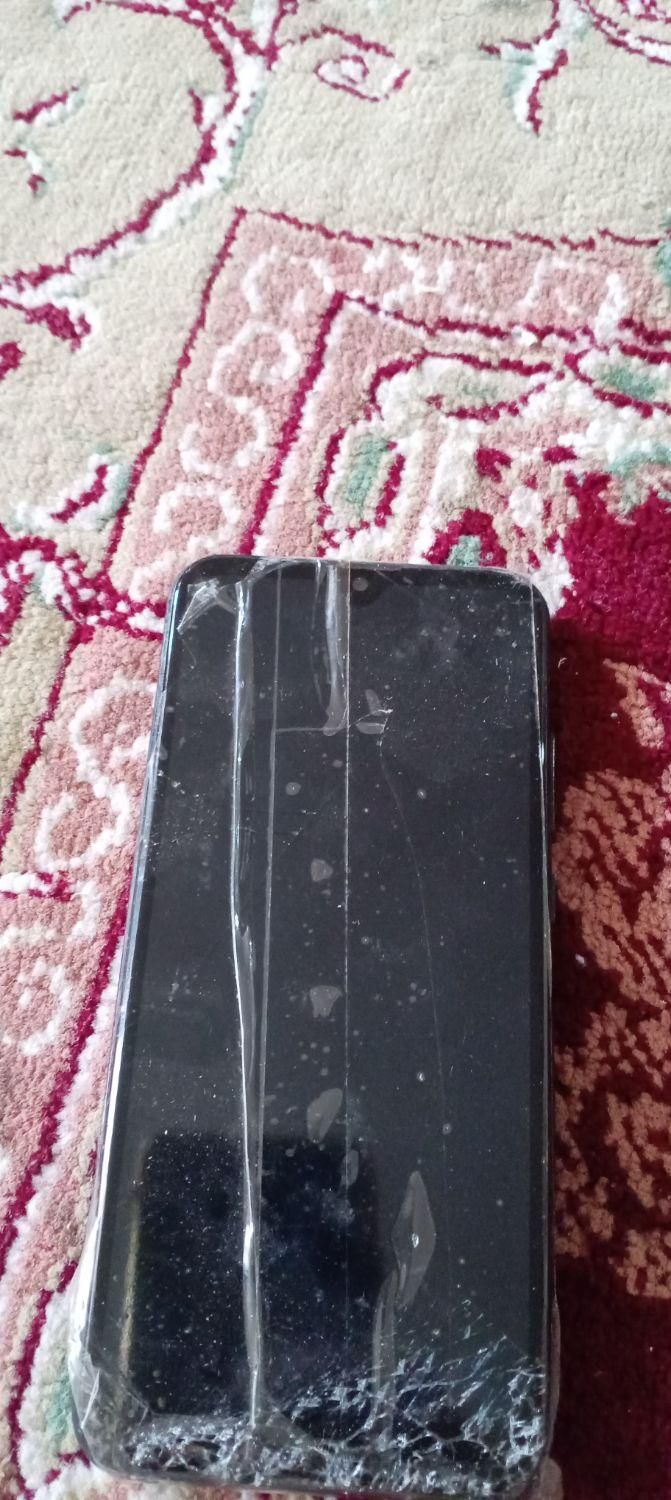 G+plus ال‌سی‌دی شکسته|موبایل|آستارا, |دیوار