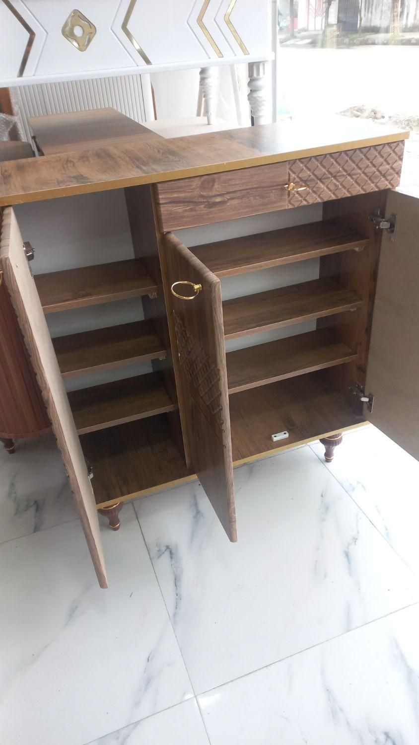 جاکفشی|جاکفشی، کمد، دراور|آستارا, |دیوار