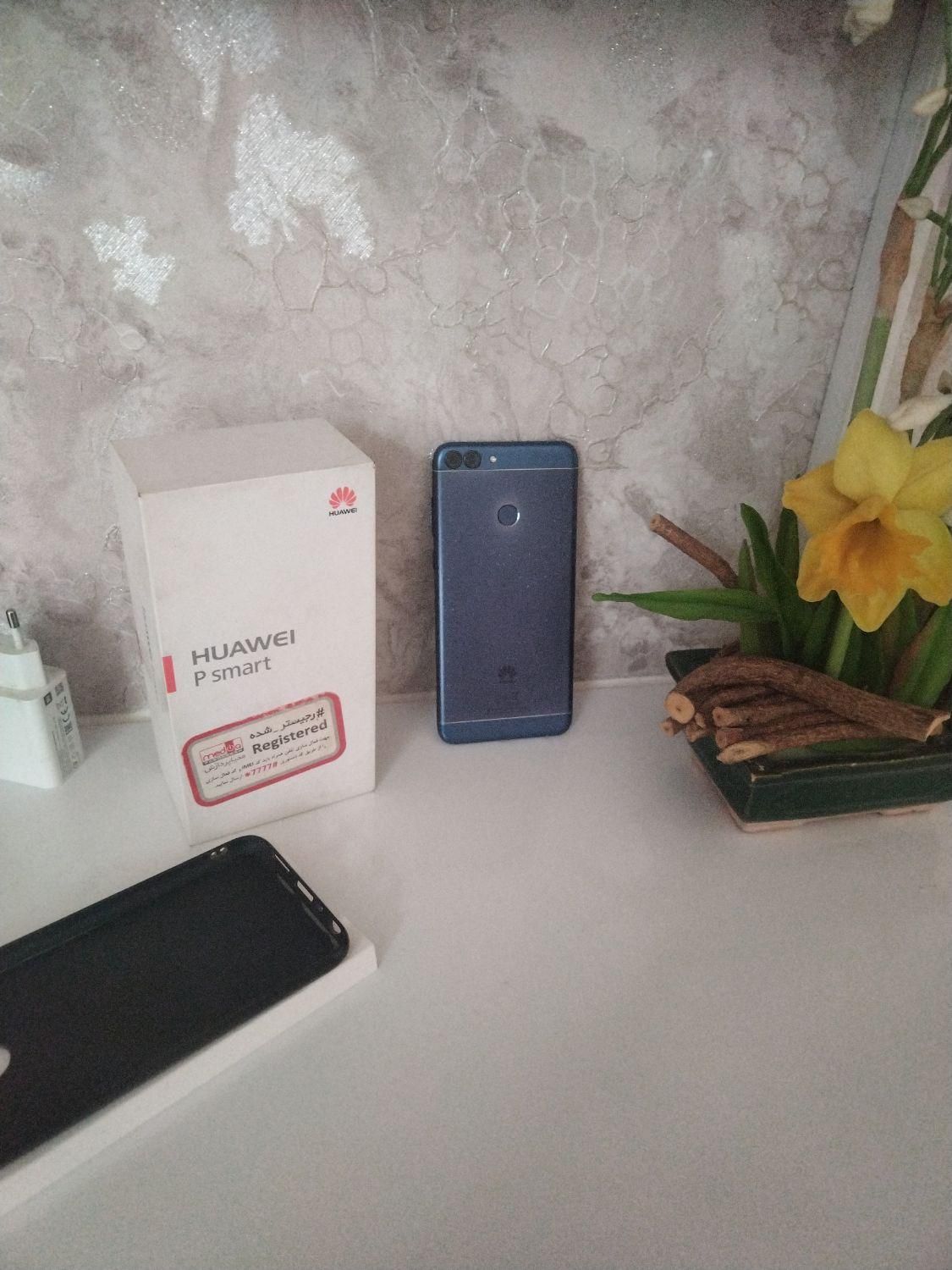 فوُُّری HUAWEI p smartفوُّری سالم سالم 32گیگ|موبایل|اصفهان, باتون|دیوار