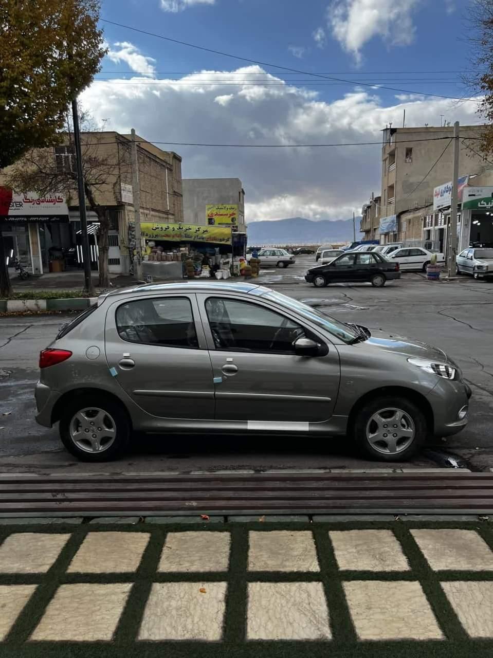 پژو 207i پانوراما دنده‌ای، مدل ۱۴۰۴|خودرو سواری و وانت|شهرکرد, |دیوار