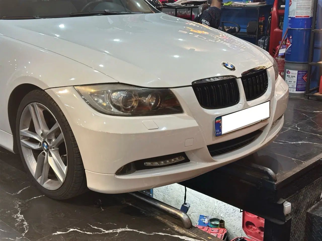 سپر جلوی بی ام و E90|قطعات یدکی و لوازم جانبی|تهران, امیرآباد|دیوار