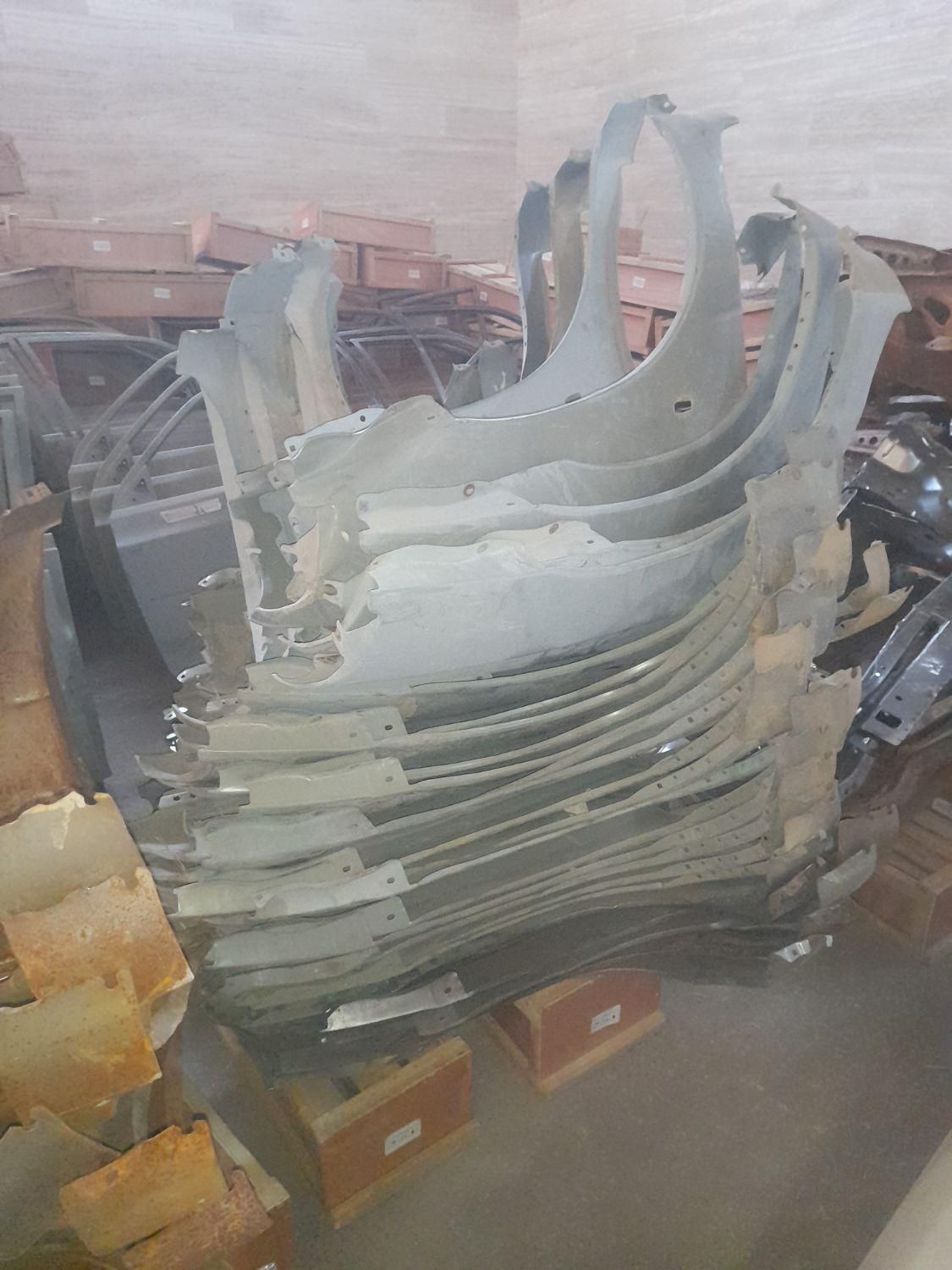 گیلگیر خام پرایدی خام و آستر زده فابریک شرکتی|قطعات یدکی و لوازم جانبی|ساوه, |دیوار