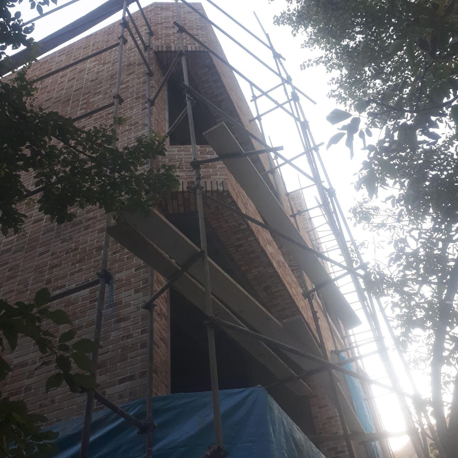 نصب انواع آجرنما چسبی ودوقابی با بالاترین کیفیت|خدمات پیشه و مهارت|تهران, اقدسیه|دیوار