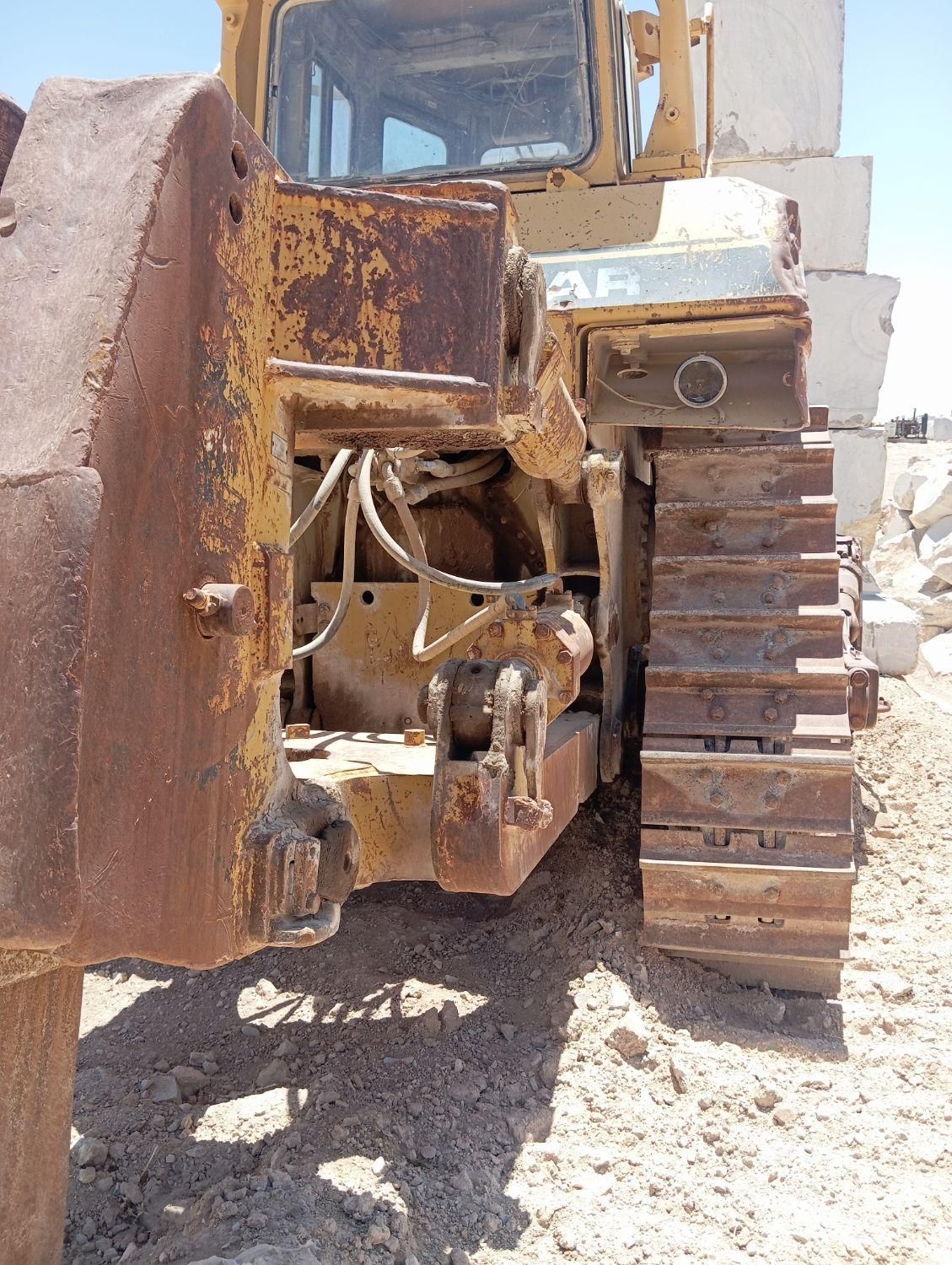 بلدوزر d8n|خودرو سنگین|اصفهان, خانه اصفهان|دیوار