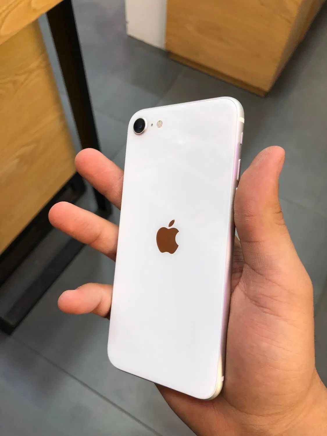Iphone SE 2020|موبایل|کرج, مهرویلا جنوبی|دیوار