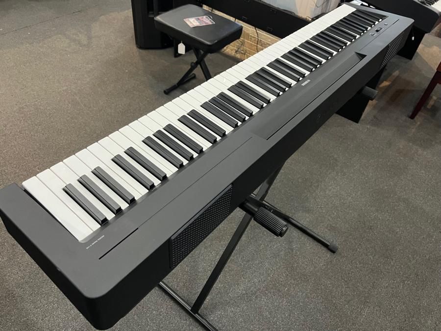 Piano Yamaha p143 اکبند|پیانو، کیبورد، آکاردئون|تهران, افسریه|دیوار