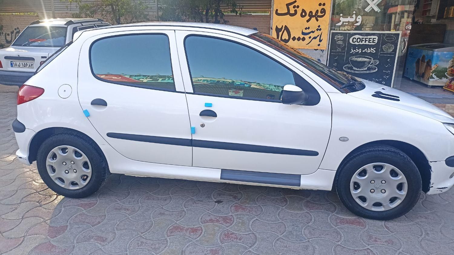 پژو 206 تیپ ۵، مدل ۱۳۹۸|خودرو سواری و وانت|شیراز, ارم|دیوار