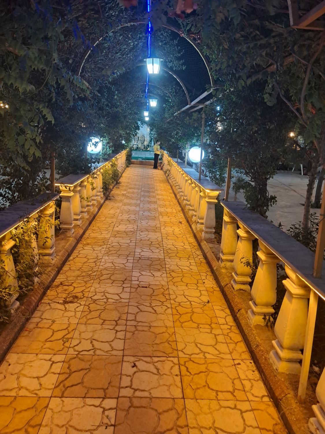 اجاره باغ تالار جهت مراسمات|خدمات پذیرایی، مراسم|ساوه, |دیوار