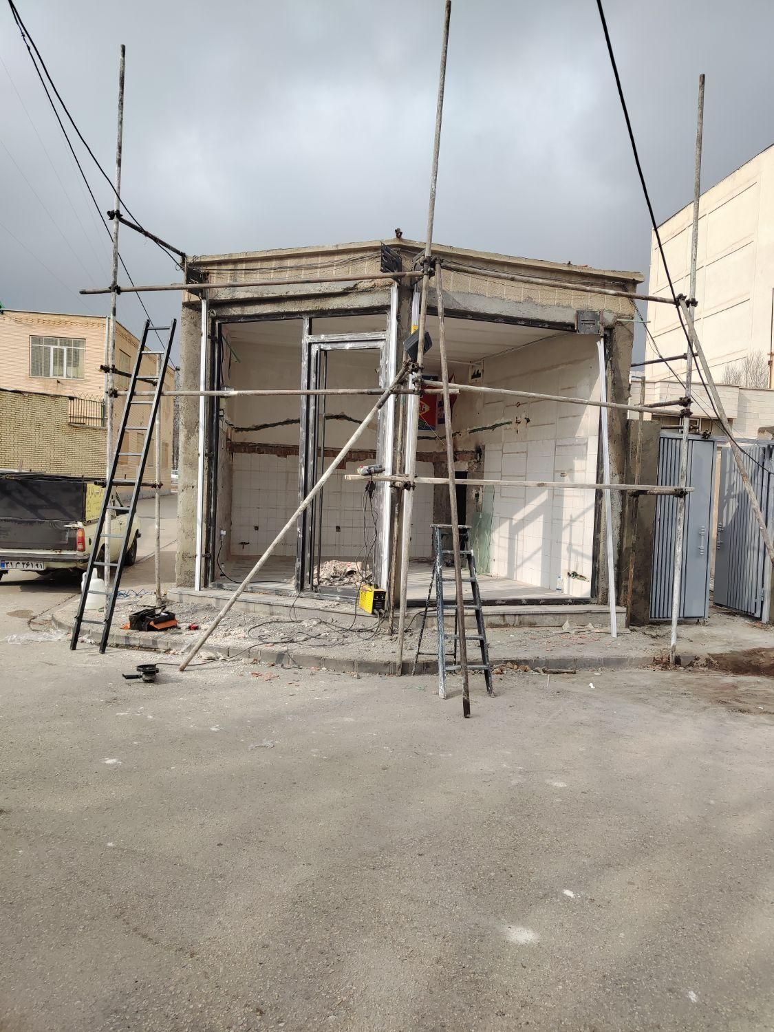 کرکره برقی نصب و تعمیر و جک پارکینگی|خدمات پیشه و مهارت|اردبیل, |دیوار