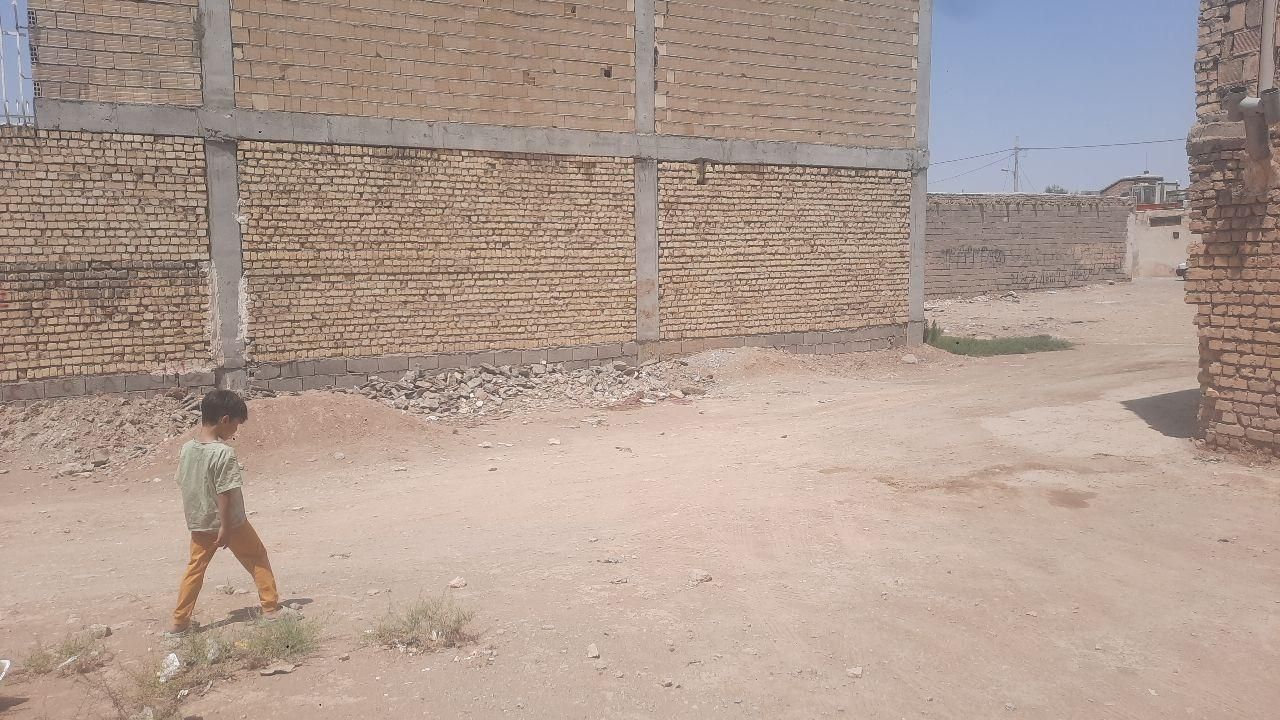 زمین  مسگونی امام خمینی عاشق آباد محله گلستان|فروش زمین و ملک کلنگی|اصفهان, عاشق‌آباد|دیوار