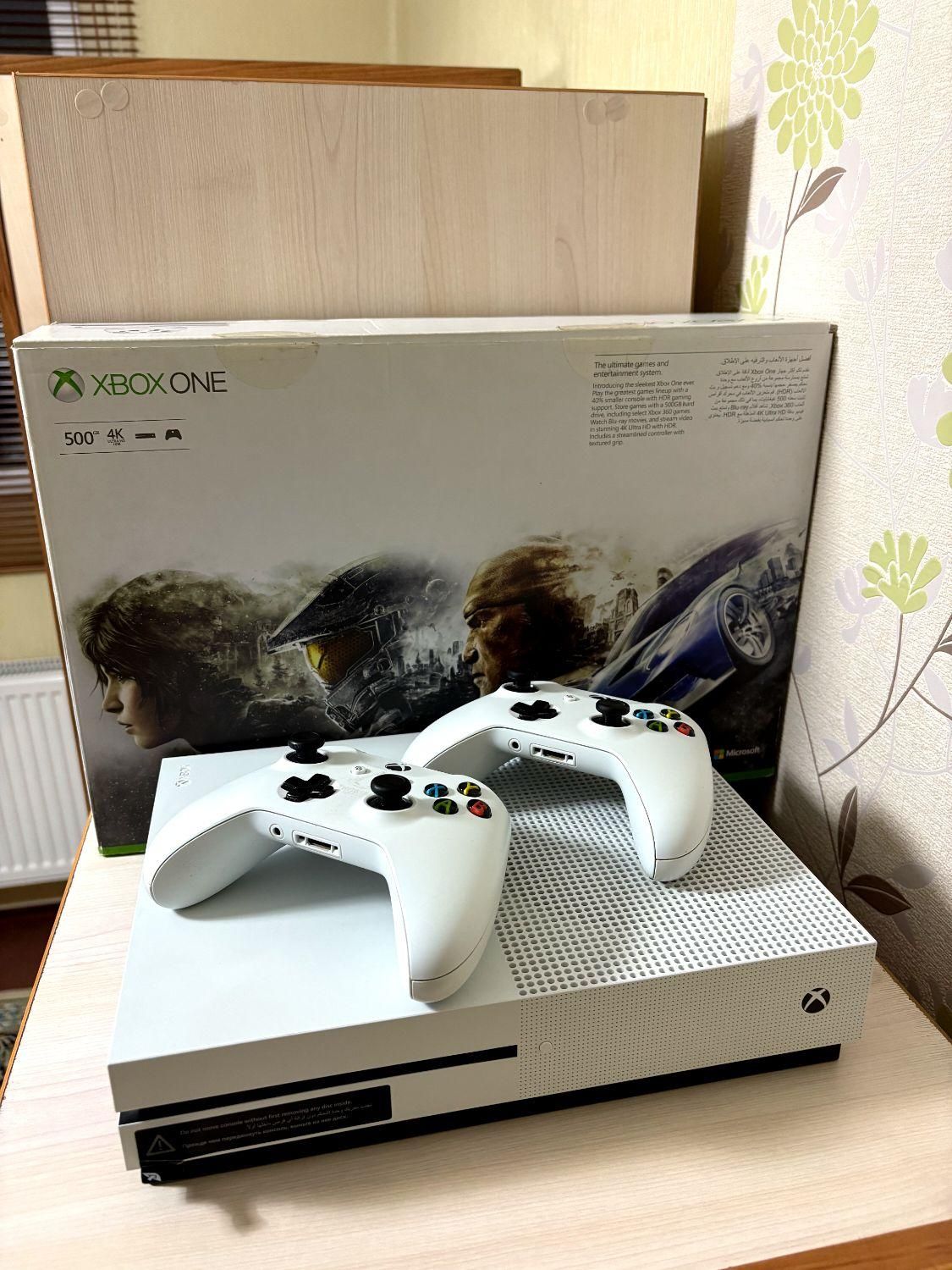 کنسول بازی xbox one s حافظه 500 گیگ|کنسول، بازی ویدئویی و آنلاین|شیراز, انجیر|دیوار
