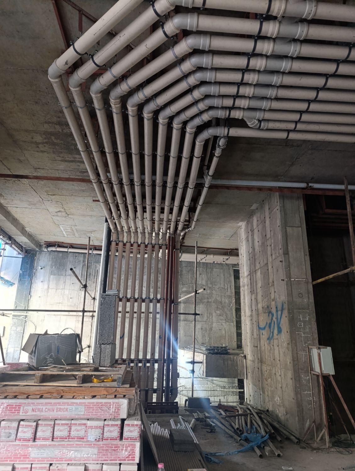 لوله کش پلی اتیلن پوشفیت پنج لایه استخر جکوزی|خدمات پیشه و مهارت|بندرعباس, |دیوار