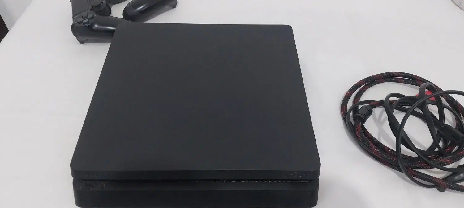 ps4اسلیم یک ترابایت (ورژن اروپا)+ ۱۰ بازی+ ۲ دسته|کنسول، بازی ویدئویی و آنلاین|کرج, حسین‌آباد|دیوار