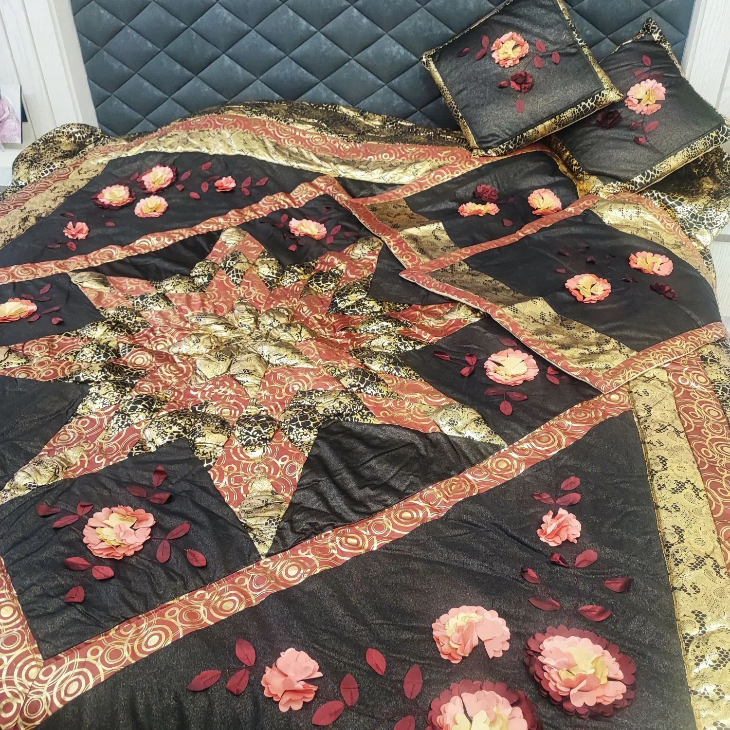 روتختی دونفره طرح چرم و طلاکوب گل برجسته خارجی|سرویس روتختی|اصفهان, شاهزاده ابراهیم|دیوار