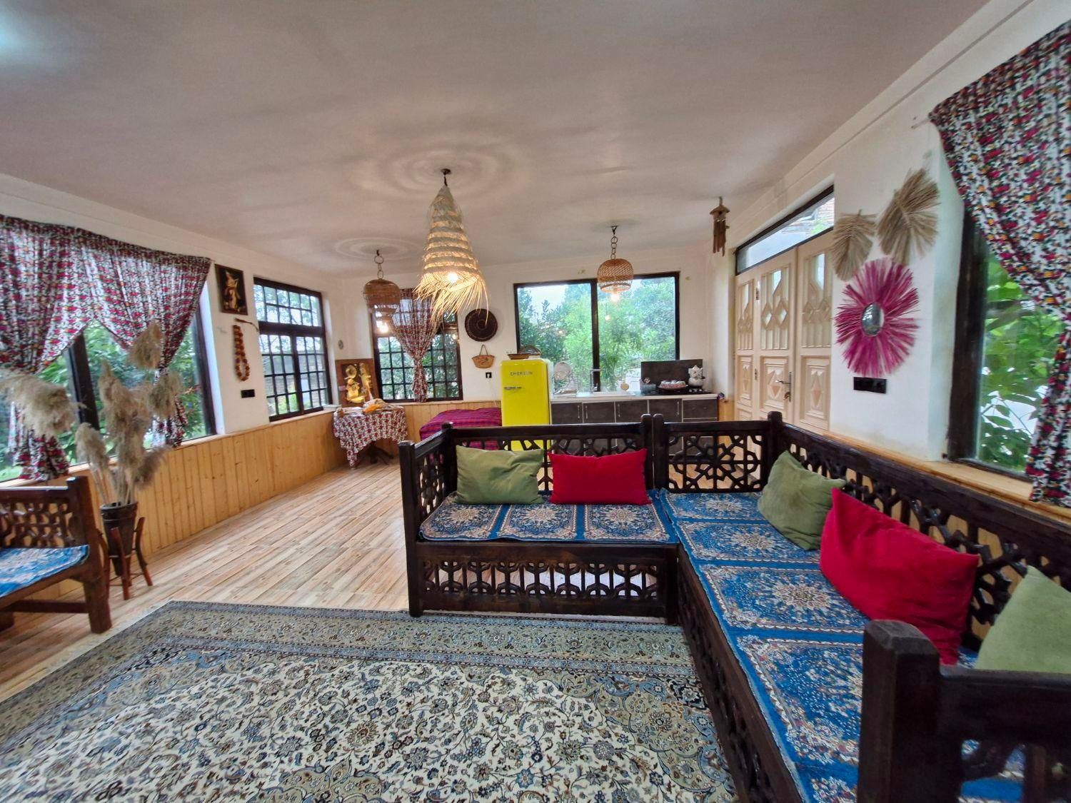 ویلا باغ سنتی|اجارهٔ کوتاه‌مدت ویلا و باغ|قرق, |دیوار