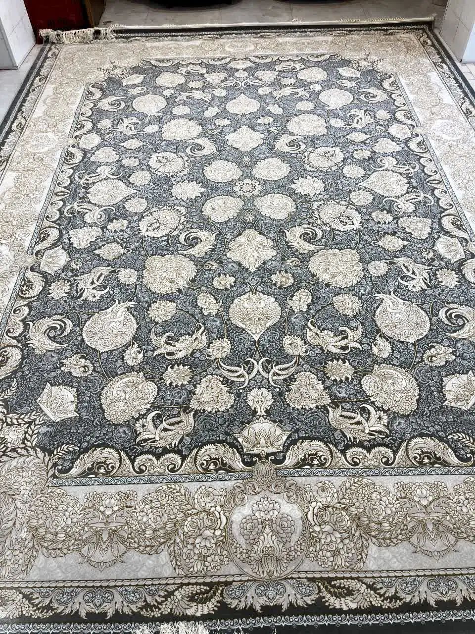 ارزان سرای قالی  کیفیت نخ اکرلیک۷۰۰و۱۲۰۰شانه|فرش|سوسنگرد, |دیوار