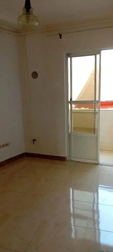 رهن و اجاره در شهرک احمد خمینی تک واحدی|اجارهٔ آپارتمان|رشت, شهرک احمد خمینی|دیوار