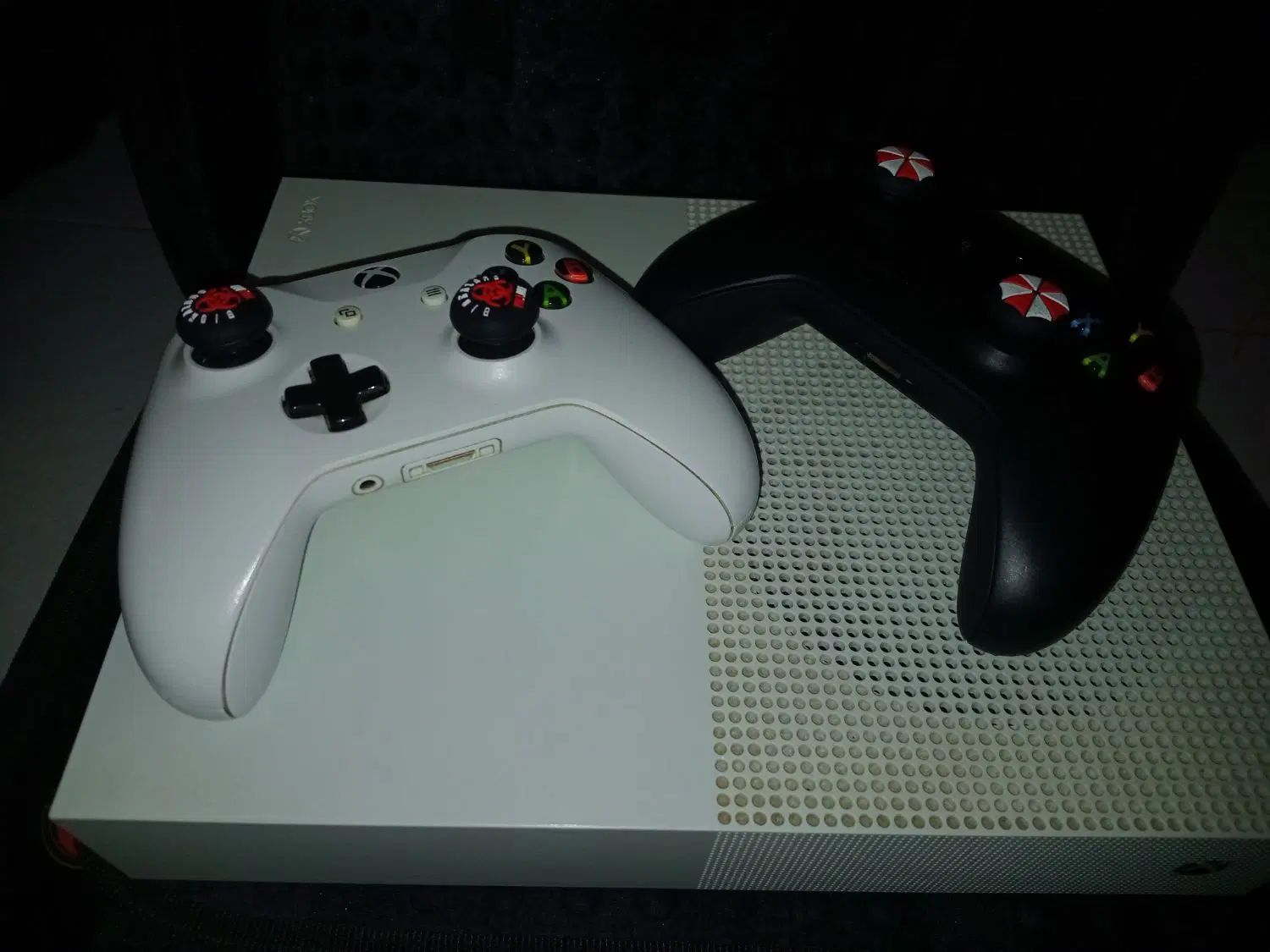 XBoxe ONE S ایکس باکس وان اس س|کنسول، بازی ویدئویی و آنلاین|تهران, گلستان (شهرک راه آهن)|دیوار