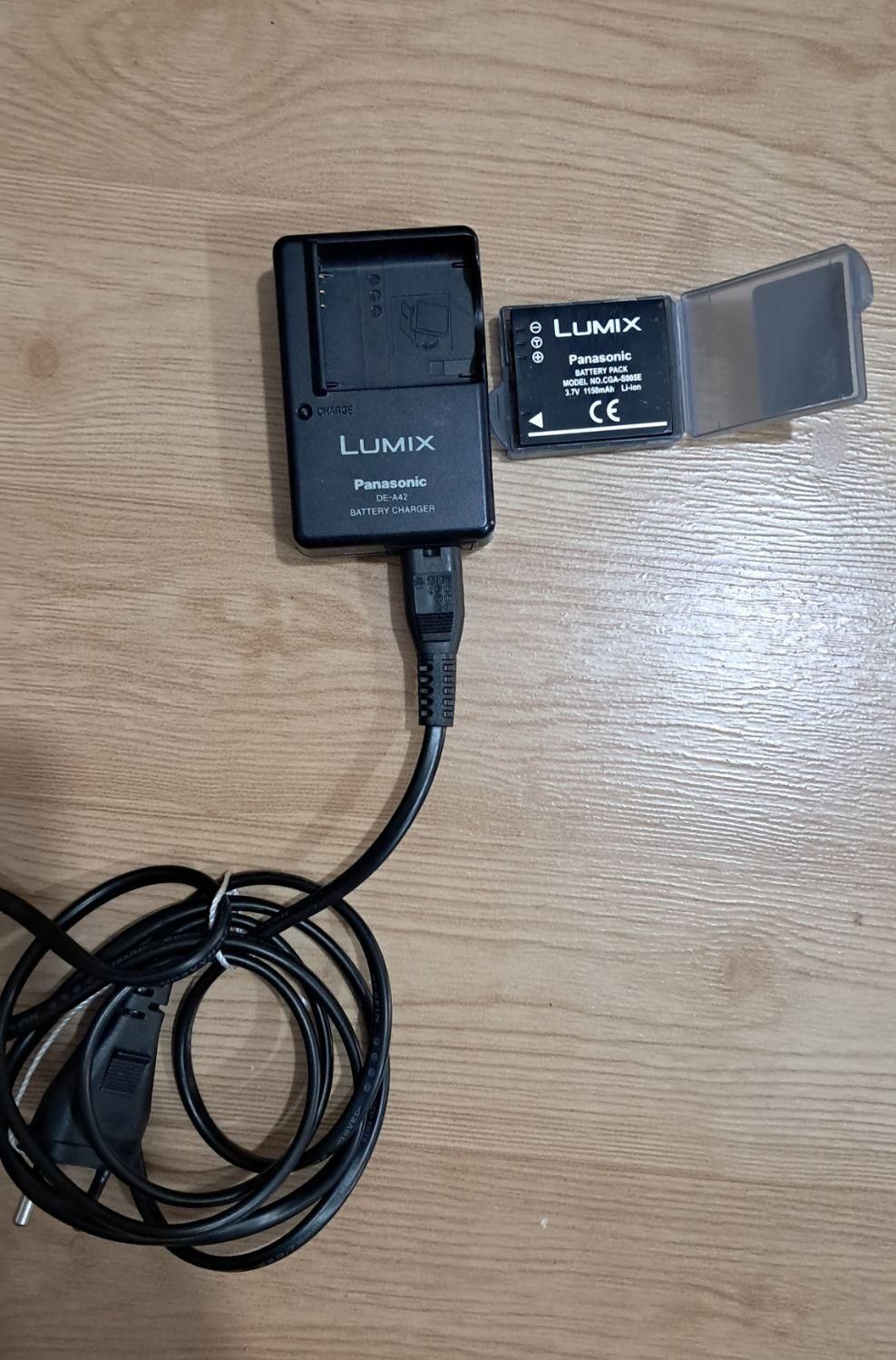 باطری و شارژر دوربین Panasonic LUMIX|دوربین عکاسی و فیلم‌برداری|قائم‌شهر, |دیوار