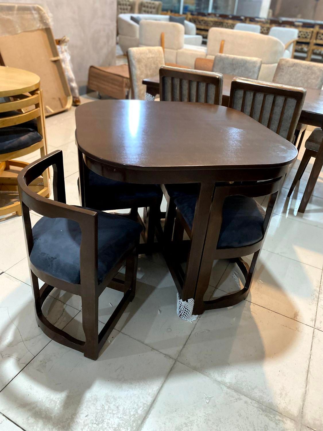 میز غذاخوری کم جا|میز و صندلی غذاخوری|قشم, |دیوار