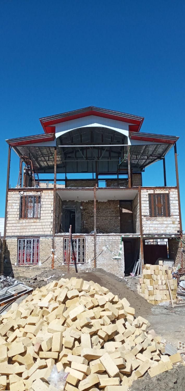 ساخت و اجرای سقفهای شیروانی|خدمات پیشه و مهارت|ملایر, |دیوار