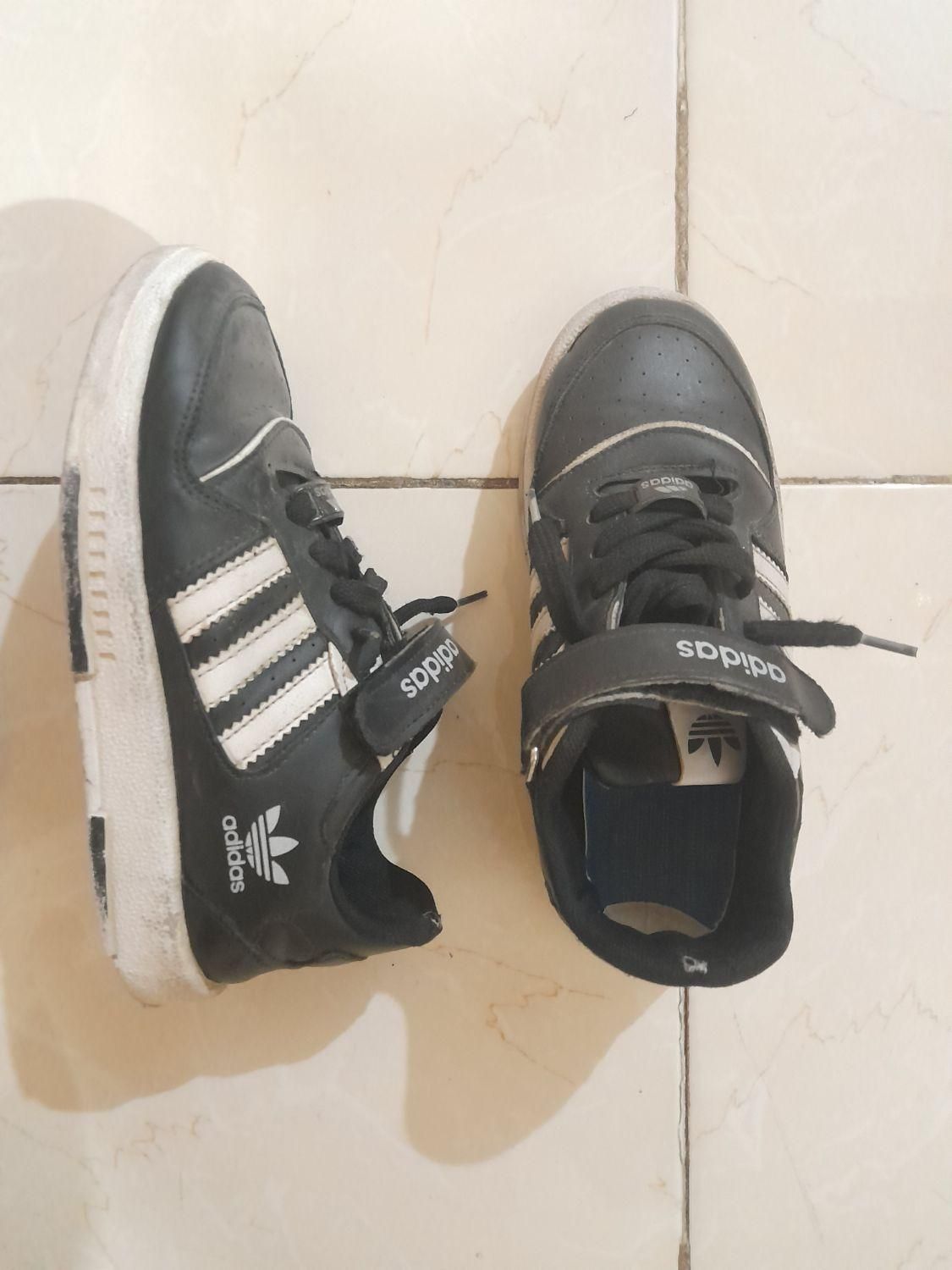 دو جفت کفش پسرانه سایز ۳۳ و ۳۵|کفش و لباس بچه|شاهین‌شهر, خانه کارگر|دیوار