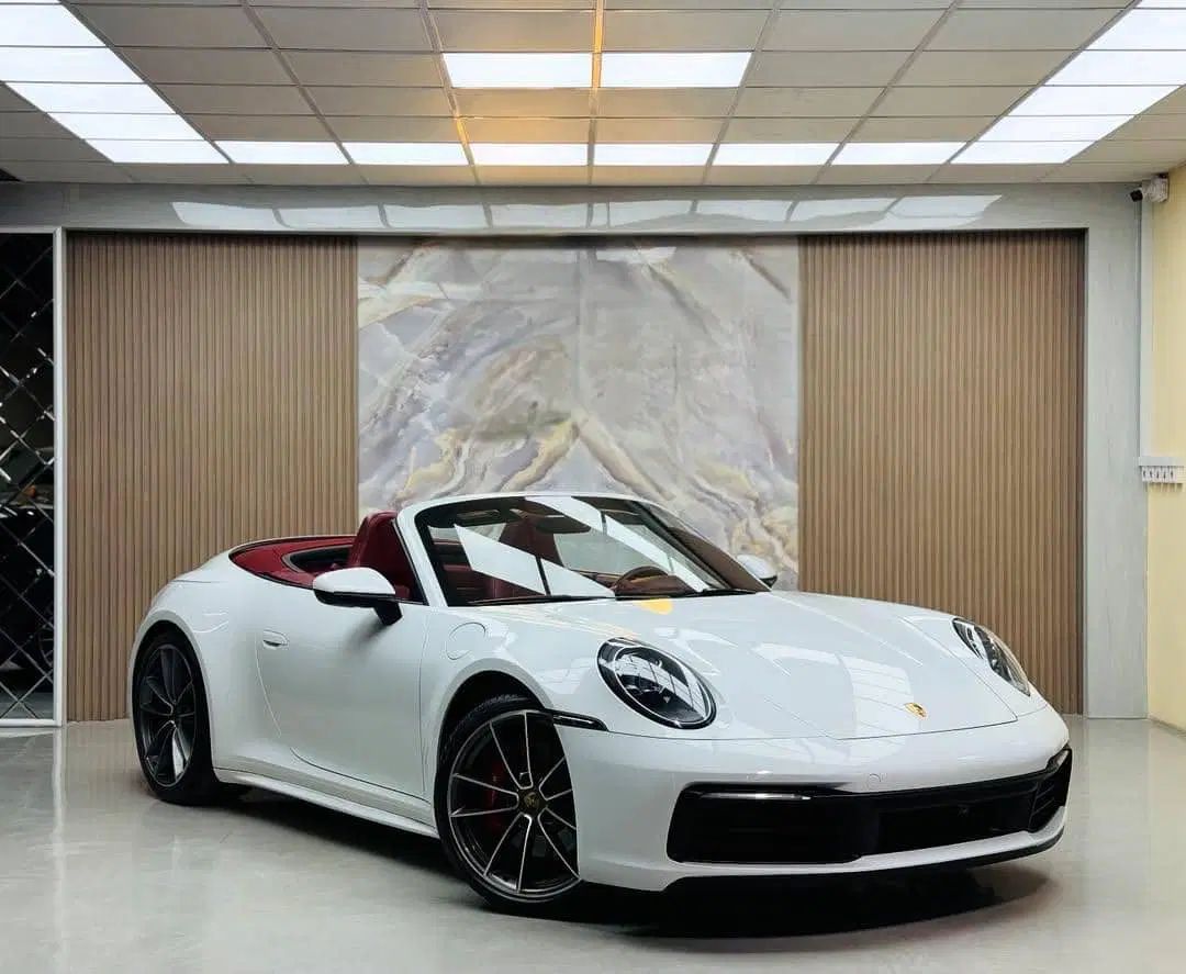 پورشه 911 CARRERA S گذرموقت 5 ساله|خودرو سواری و وانت|تهران, نیاوران|دیوار