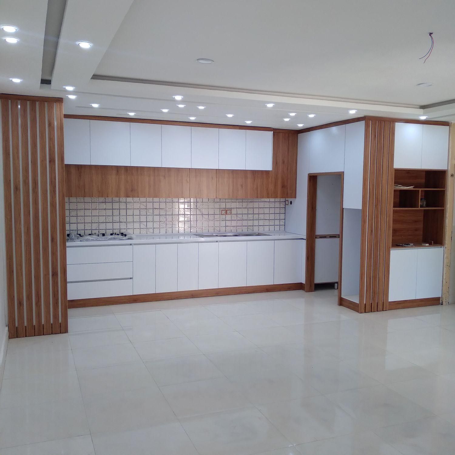 طراحی و اجرای سریع کابینت کمد پارکت و قرنیز|خدمات پیشه و مهارت|بوشهر, |دیوار