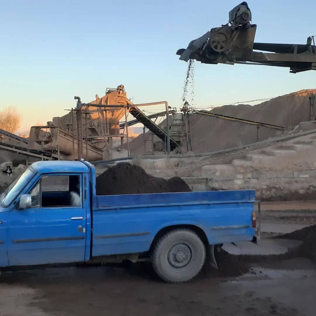 مصالح حمل نخاله ماسه شن پوکه آهک مخلوط خاک باغچه|خدمات حمل و نقل|اردبیل, |دیوار