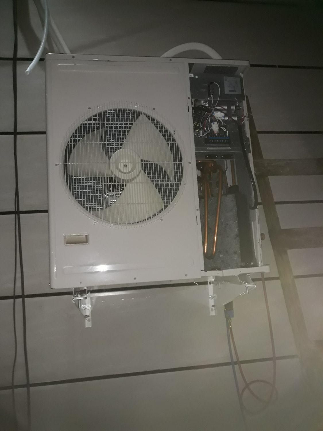 نصب تعمیرات کولرگازی اسپیلت دوربین دزدگیر و پکیج|خدمات پیشه و مهارت|رشت, بوسار|دیوار