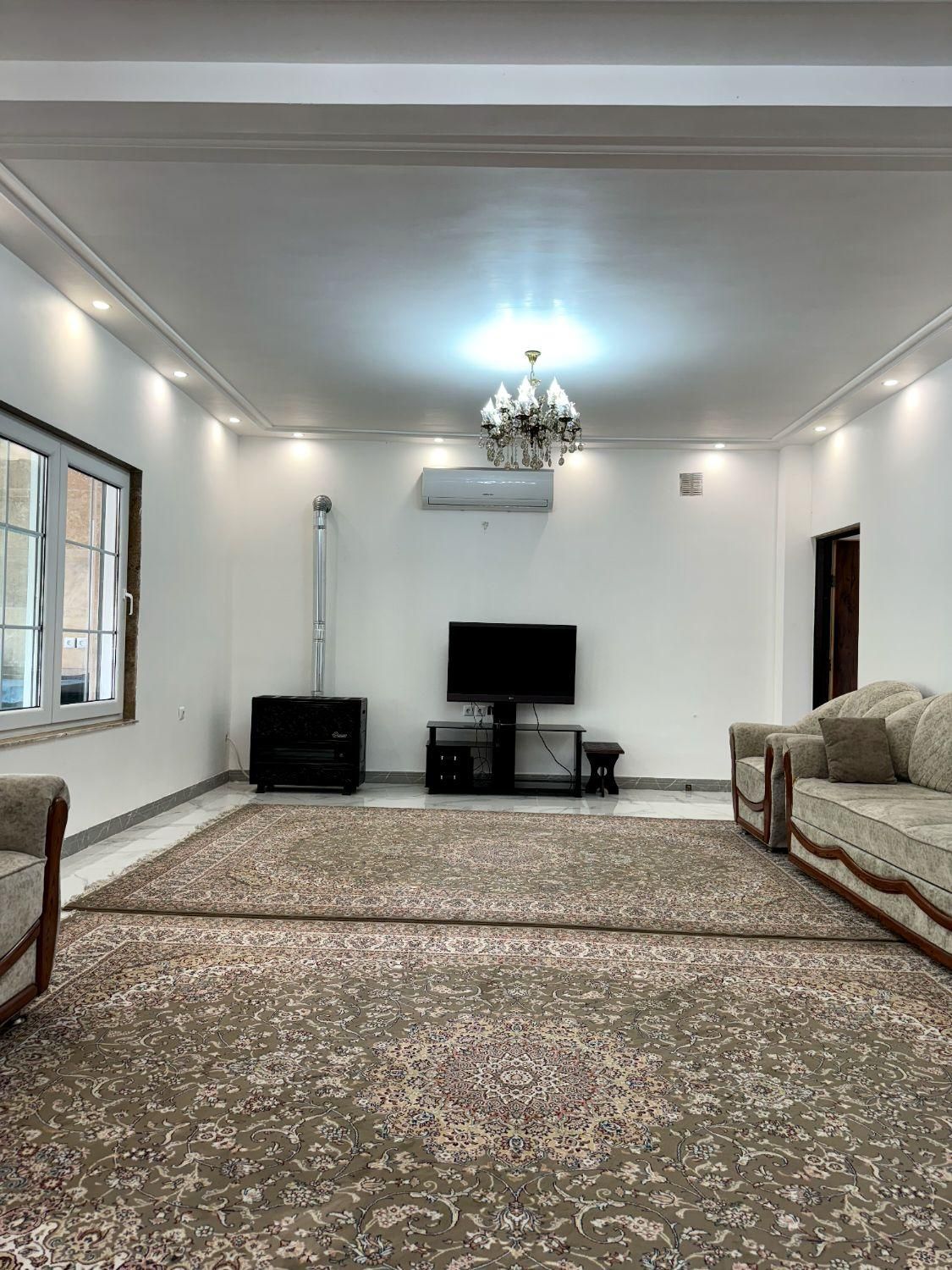 اجاره ی ویلای روستایی درمحیطی آرام|اجارهٔ کوتاه‌مدت ویلا و باغ|لاهیجان, کوی خزر|دیوار