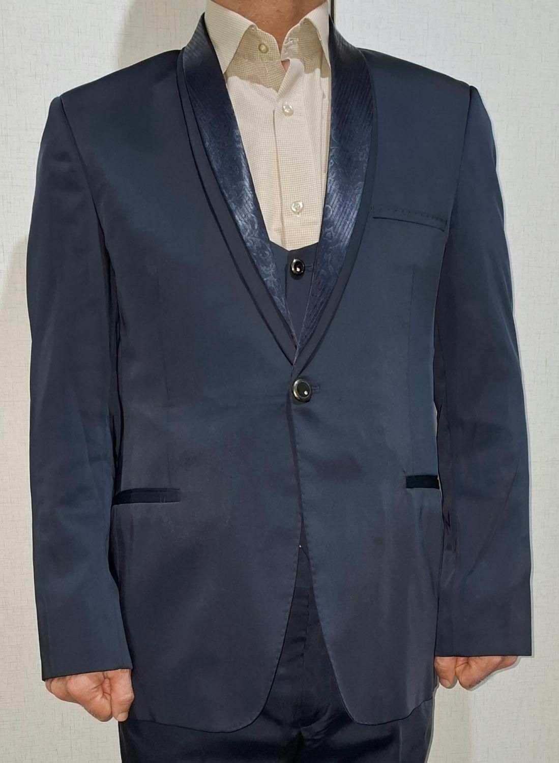 کت و شلوار مجلسی|لباس|رشت, ساغری سازان|دیوار