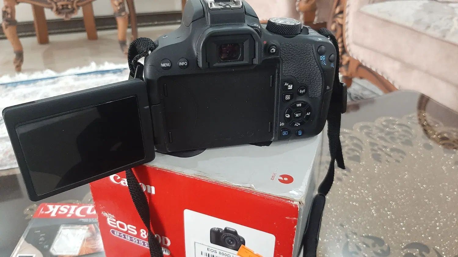 دوربین canon 800d در حد نو با لوازم|دوربین عکاسی و فیلم‌برداری|تهران, حافظیه|دیوار