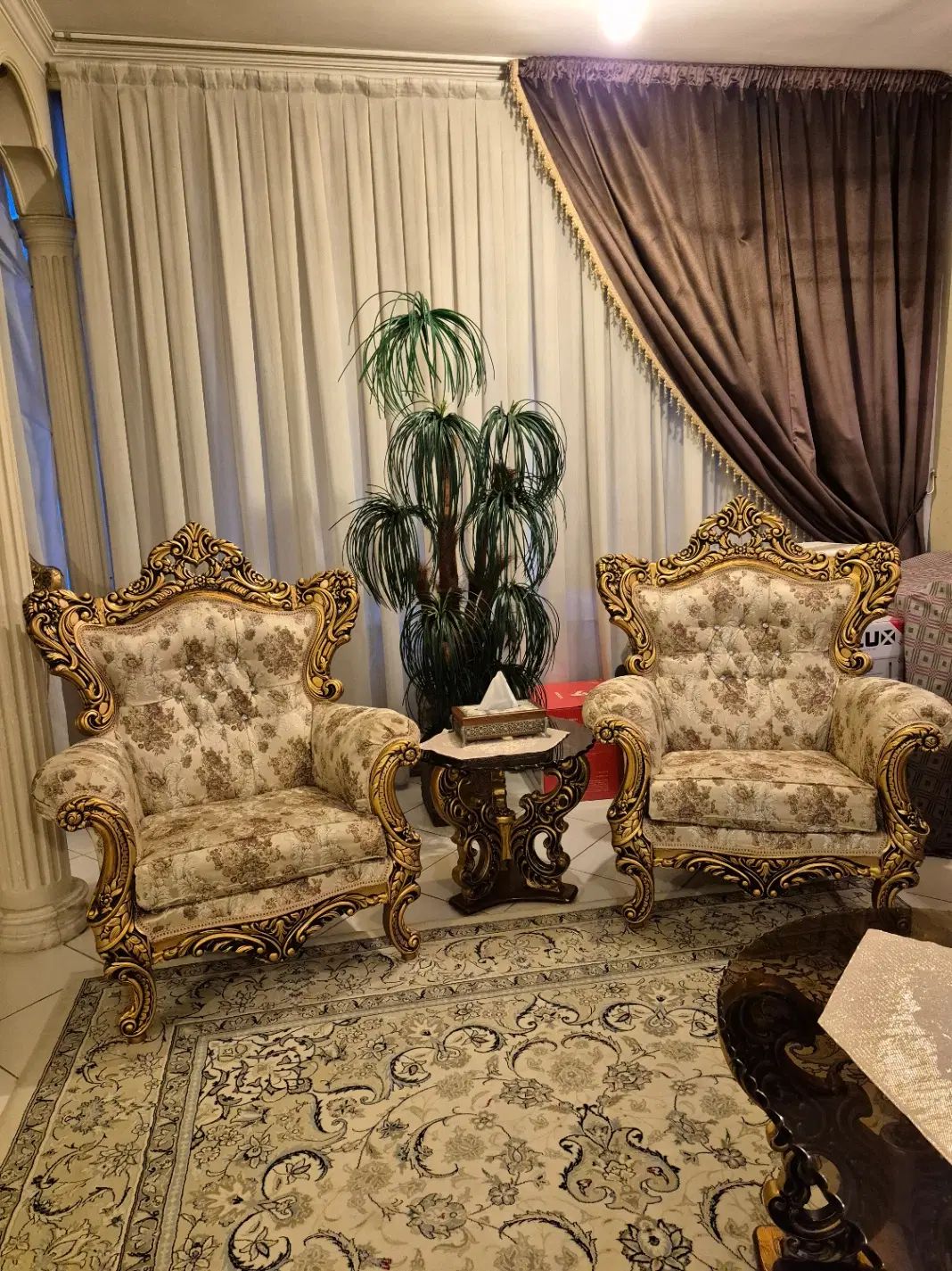 فروش مبلمان ۹ نفره  چوب راش در حد نو بسیار تمیز|مبلمان خانگی و میز عسلی|تهران, سنگلج (شاپور)|دیوار