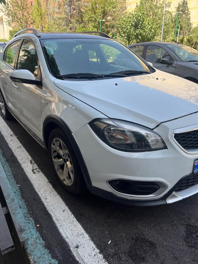 برلیانس کراس اتوماتیک 1650cc، مدل ۱۳۹۷|خودرو سواری و وانت|تهران, هروی|دیوار