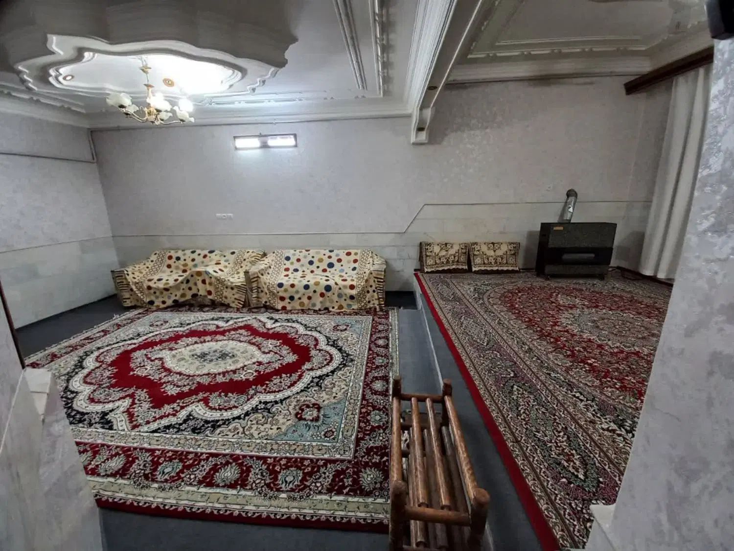 سوییت همکف دربست نزدیک بیمارستان افشار مرکز شهر|اجارهٔ کوتاه‌مدت آپارتمان و سوئیت|یزد, |دیوار